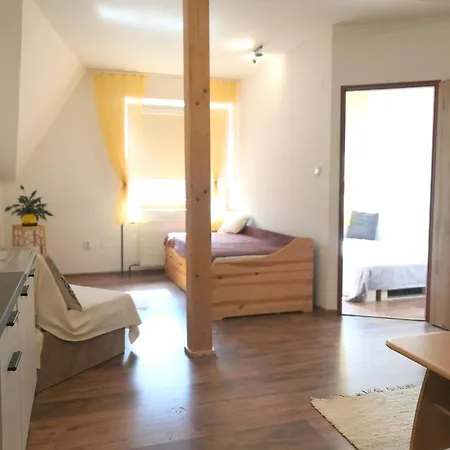Daire Apartman Mary *
